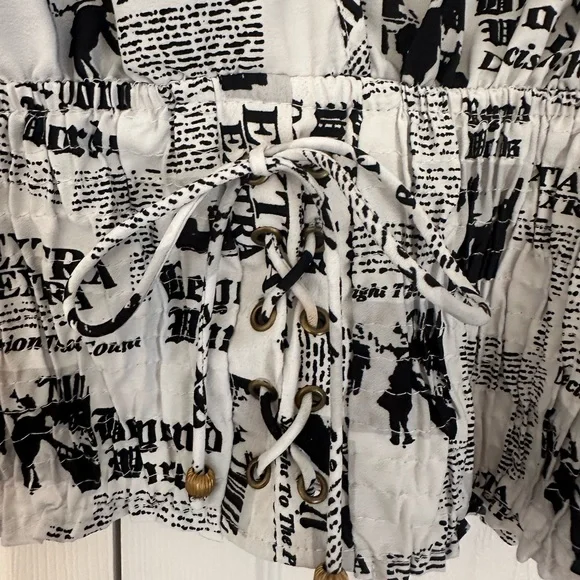 🔥 4 for $20!! Statement crop top - Picture 3 of 5